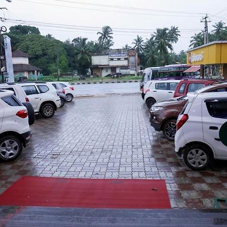 Mandara Residency Hotel Kaup Luaran gambar
